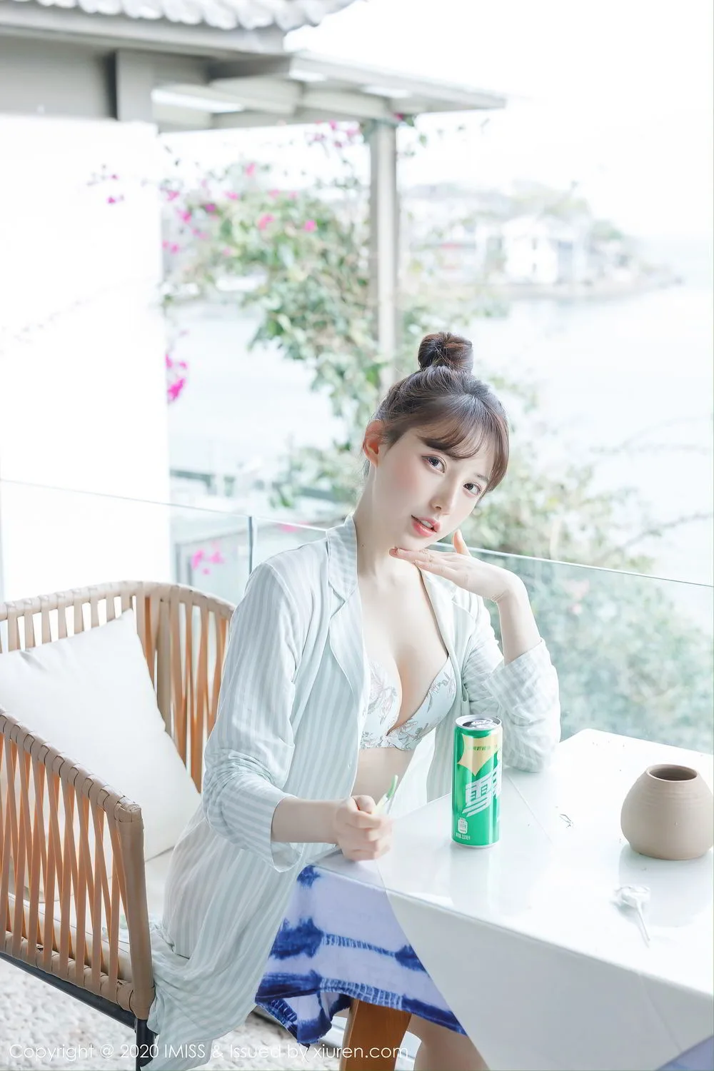 性感内衣美女 图片3