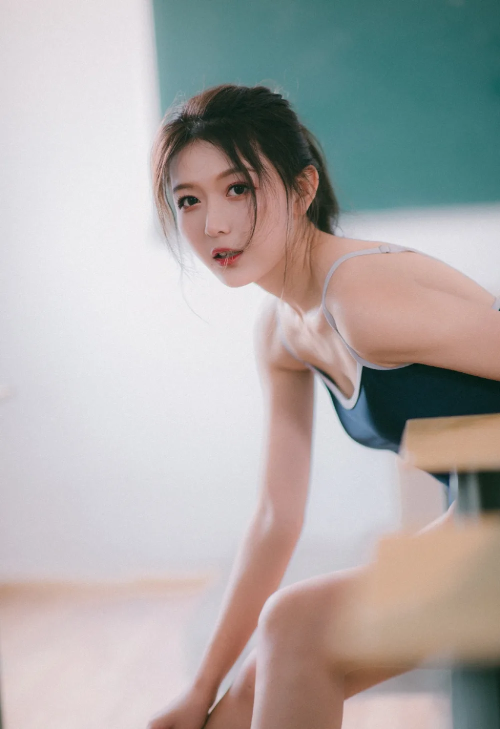 死库水泳衣写真 图片4