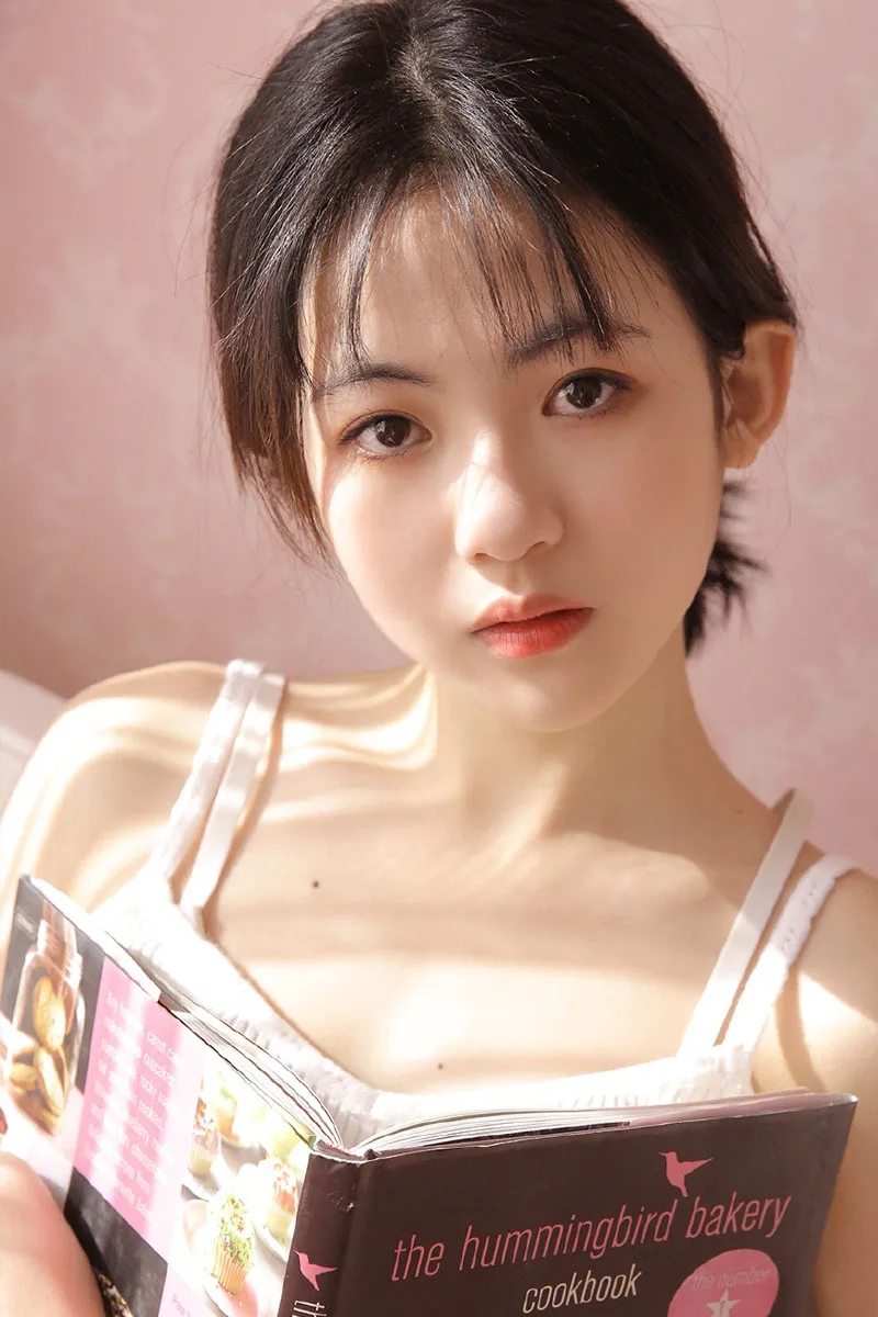 长腿美女写真 图片3