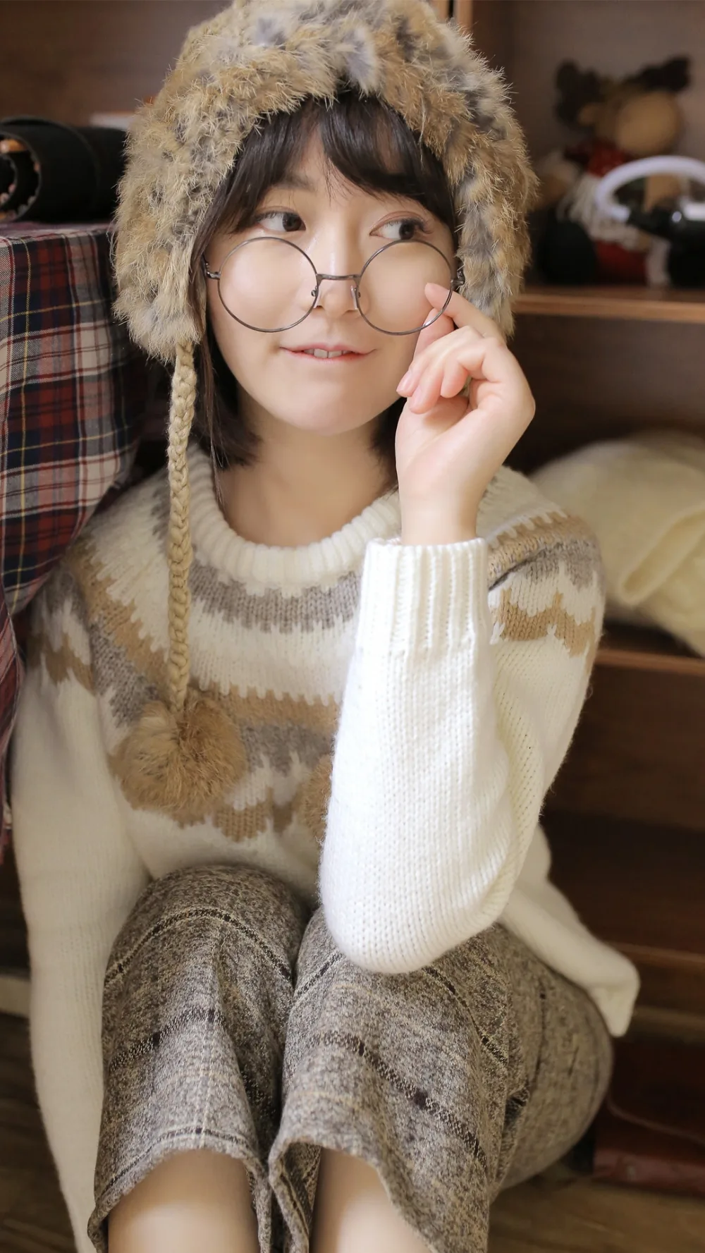 短发美女写真 图片3