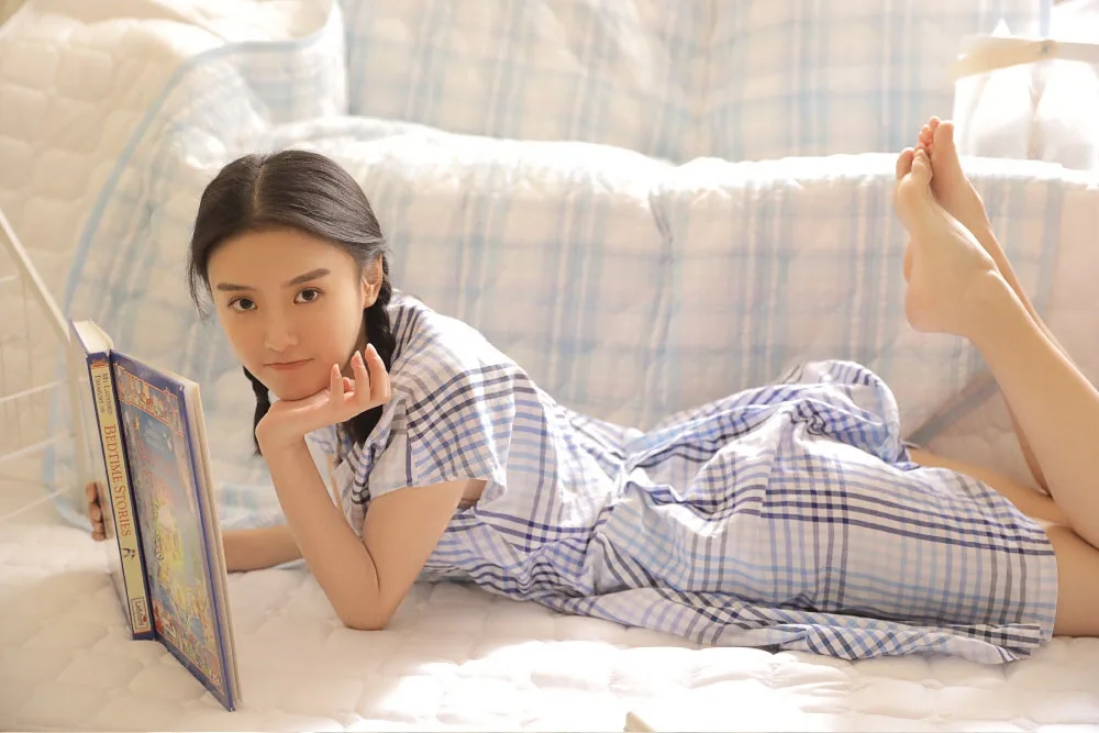 麻花辫少女私房写真 图片4