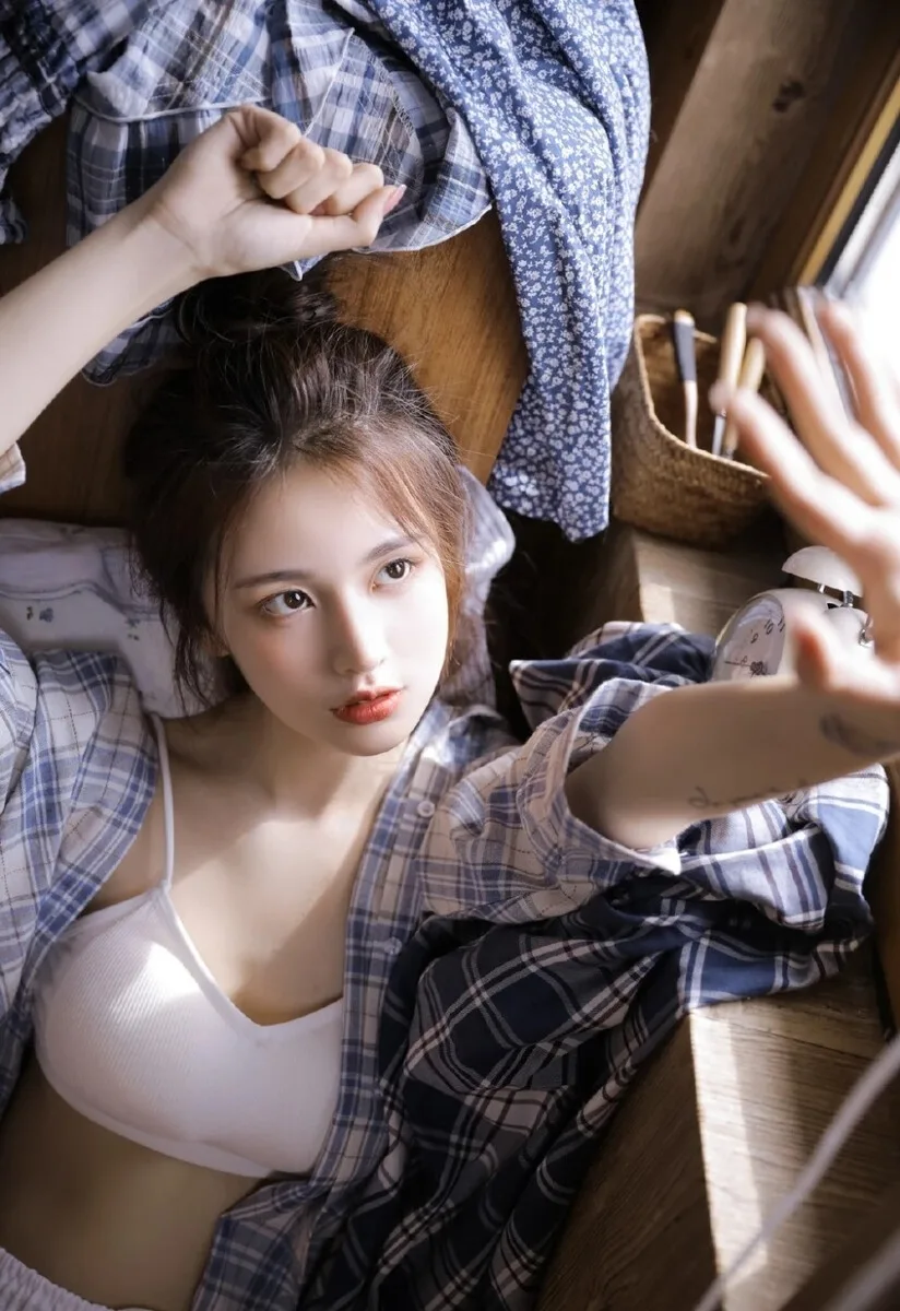 居家美女写真 图片7