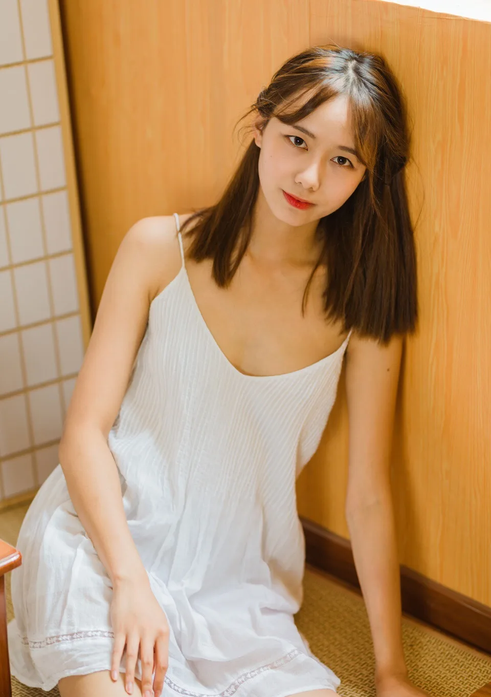 单眼皮美女写真 图片1
