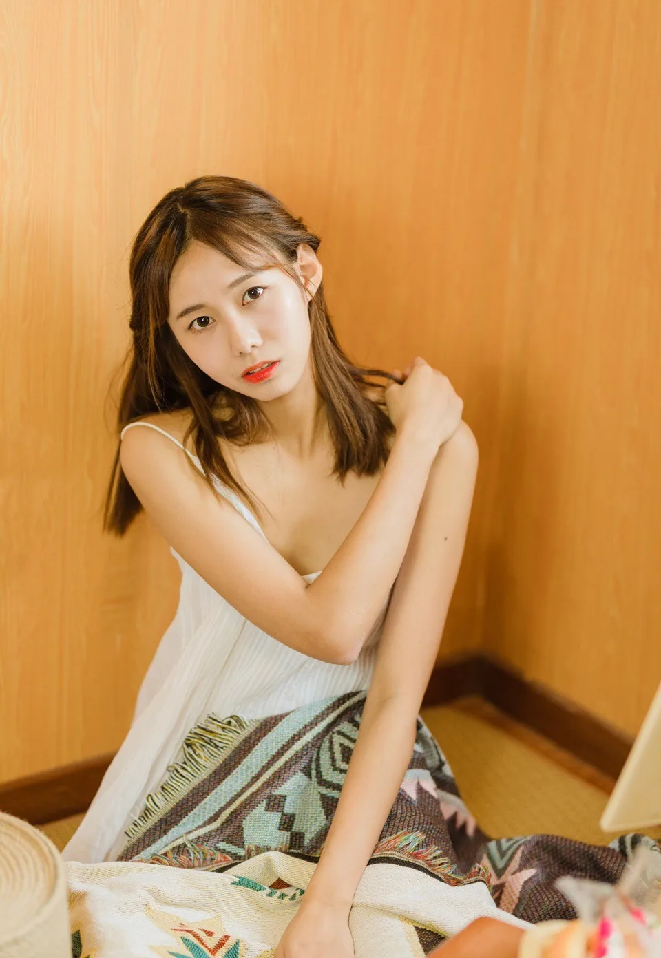 单眼皮美女写真 图片5
