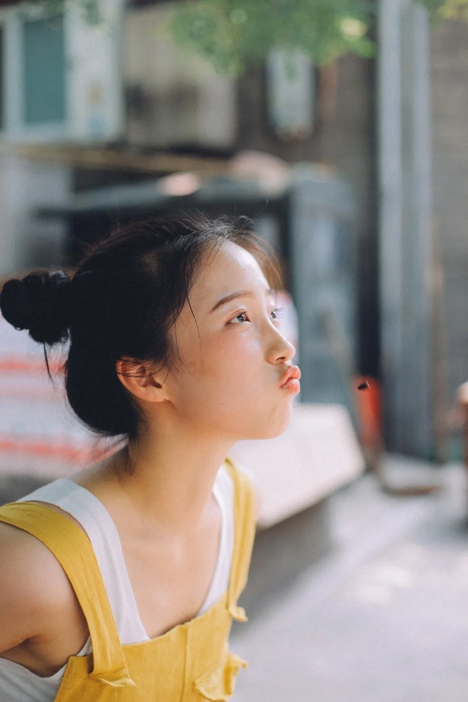 俏皮可爱街拍 图片2