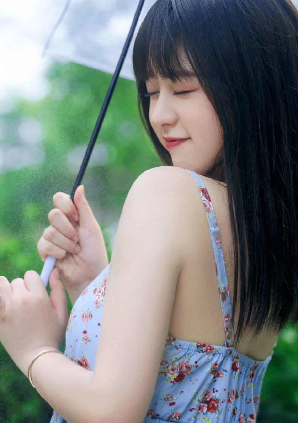 微胖女孩写真 图片1