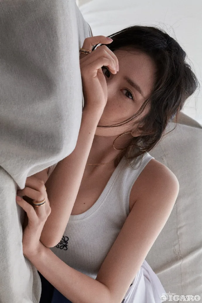 杨幂性感写真 图片9