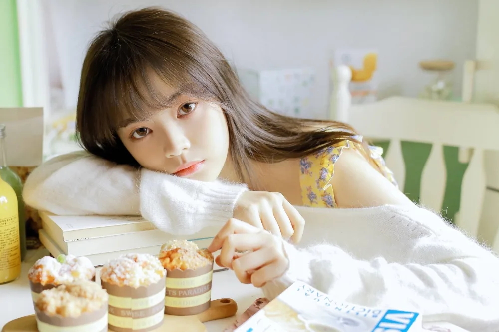 吊带碎花裙写真 图片9