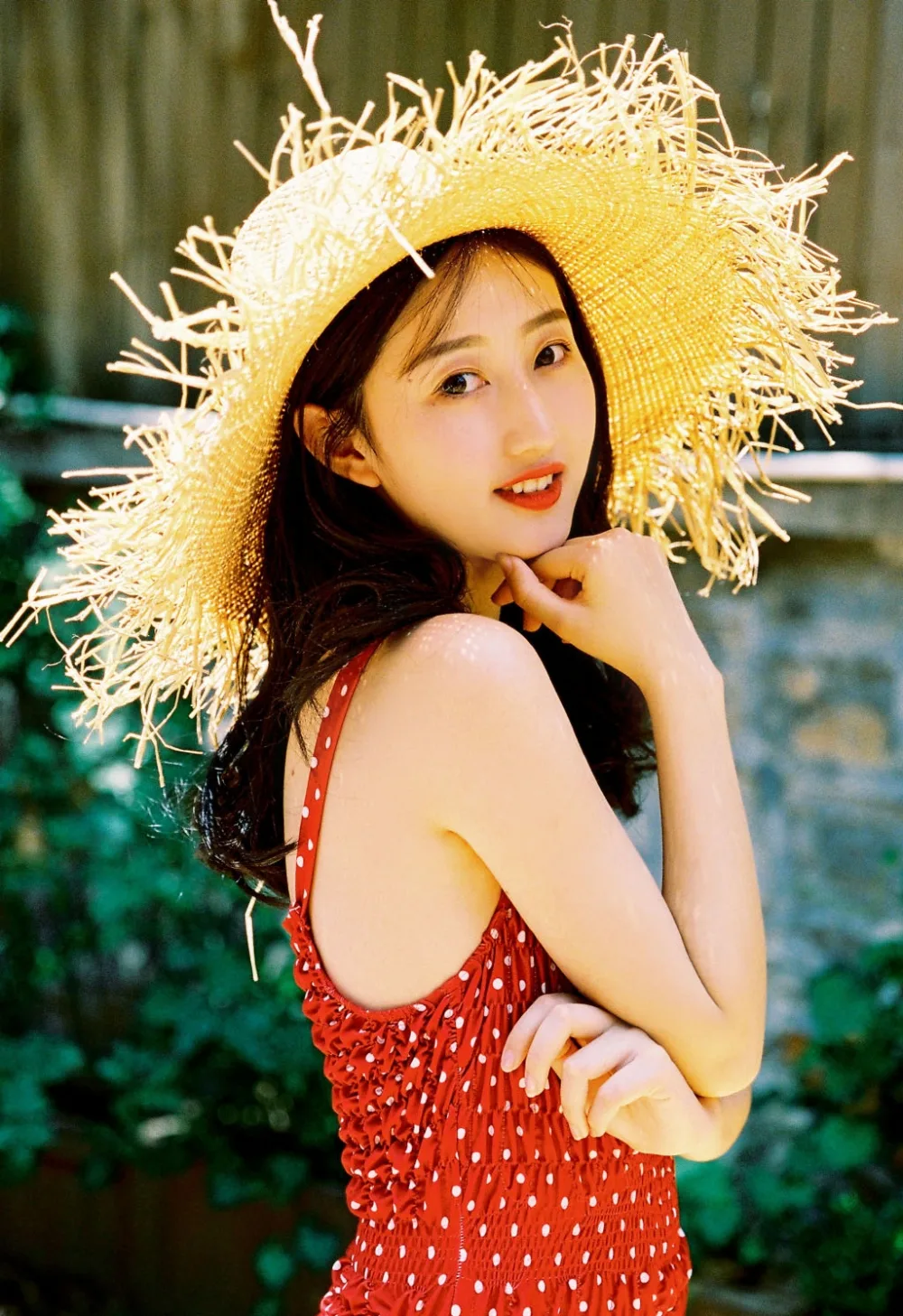 连体泳衣美女写真 图片4