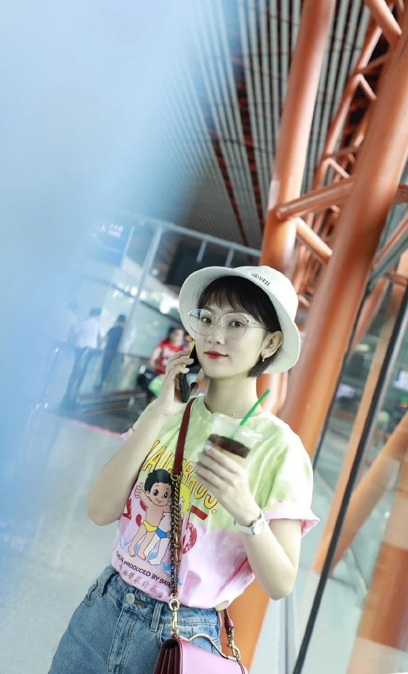 青春活力街拍 图片1