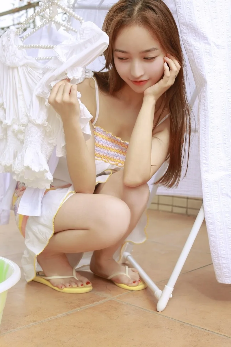 清纯美女街拍 图片13