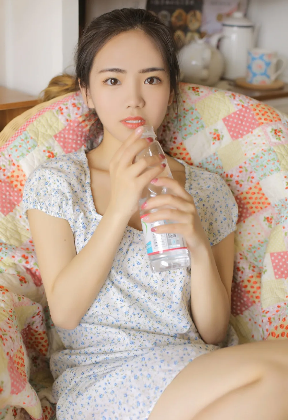 高马尾少女写真 图片4